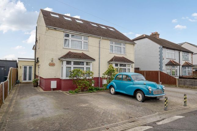 4 bedroom semi-detached house for sale