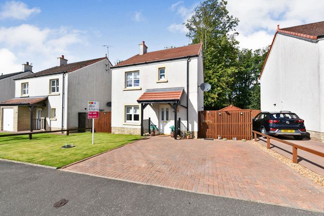 3 bed detached house