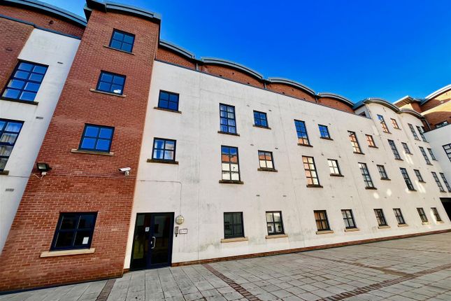 Curzon Place, Gateshead 2 bed apartment for sale