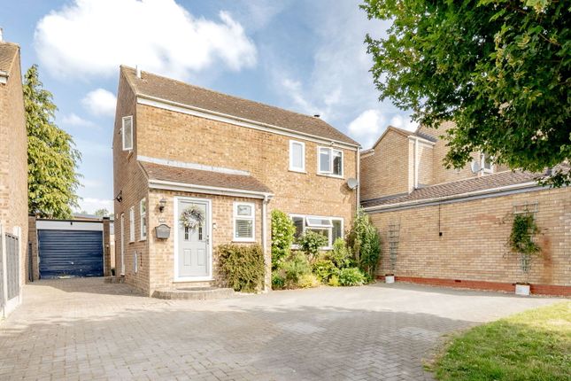 3 bed detached house