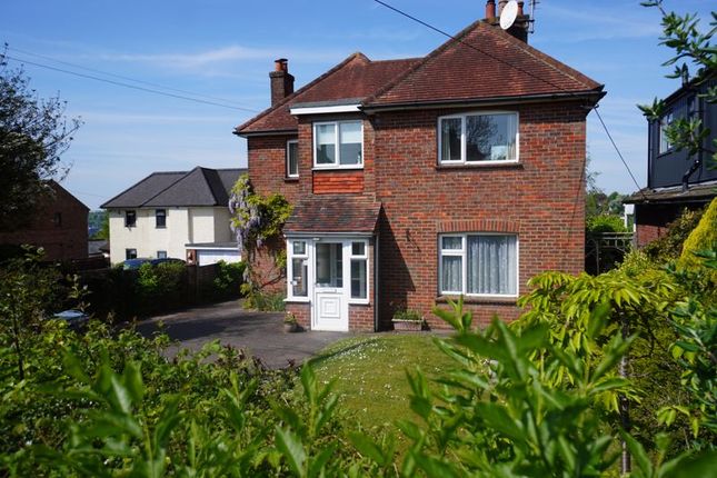 Totteridge Road, High Wycombe HP13 4 bed detached house for sale