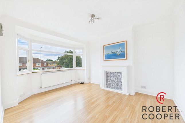 West End Road, Ruislip, HA4 2 bed maisonette for sale