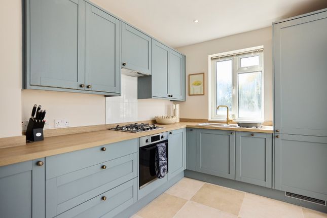 Randall Avenue, London, NW2 3 bed house for sale
