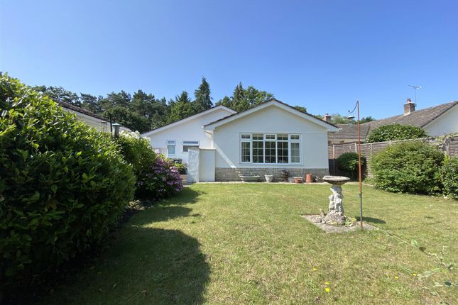 Ringwood Road, Verwood 2 bed detached bungalow for sale