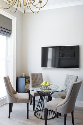 Lupus Street, Pimlico, London, SW1V 2 bed flat for sale