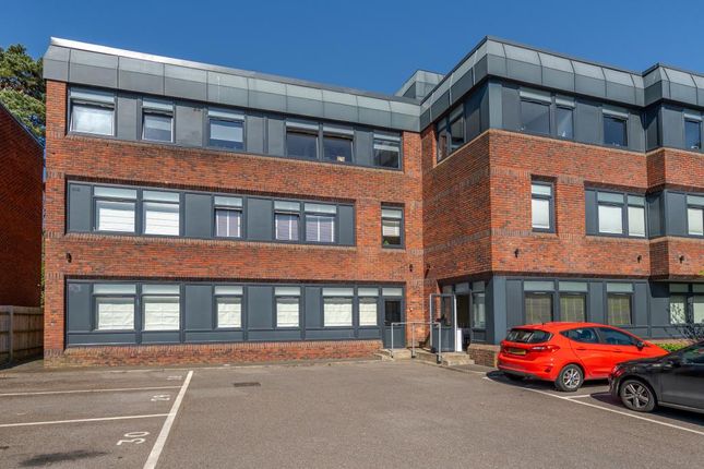 Fleet,  Hampshire,  GU51 1 bed flat for sale
