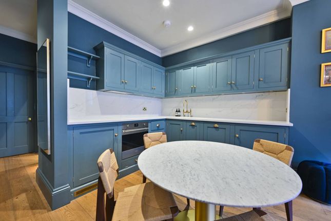 Monmouth Street, Covent Garden... 1 bed flat for sale