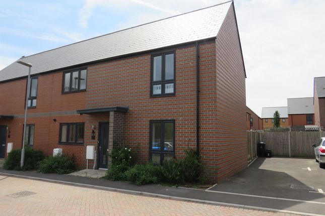 3 bed semi-detached house
