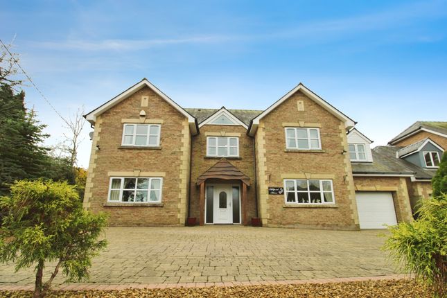 6 bedroom detached house for sale