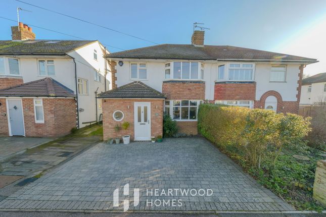 Oakwood Drive, St. Albans, AL4 0XD 3 bed semi