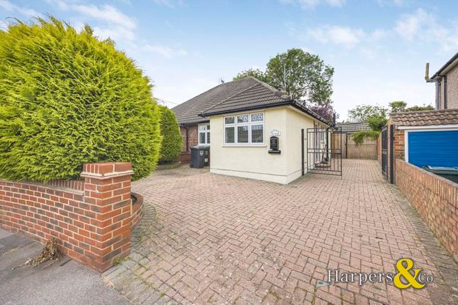 2 bedroom semi-detached bungalow for sale