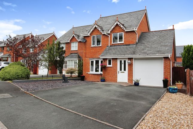 3 bed detached house