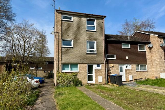 4 bedroom end of terrace house for sale