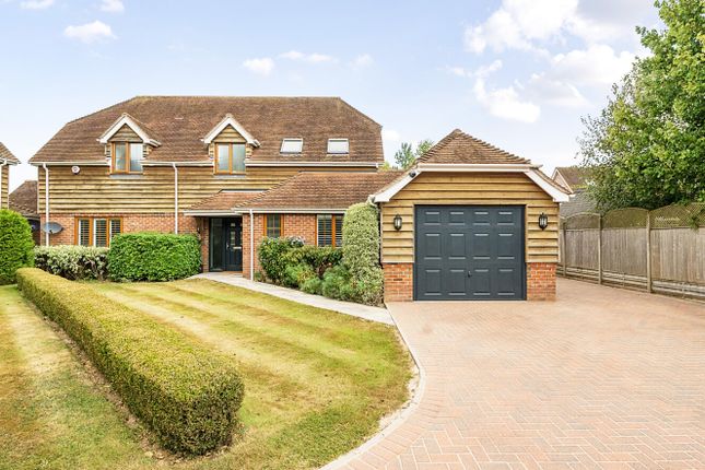 4 bed detached house