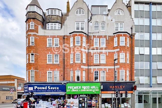 Elthorne Court, Elthorne Road... 2 bed flat for sale