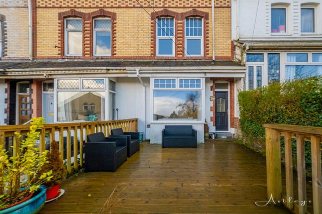 Overland Road, Mumbles, Swansea 4 bed terraced house for sale