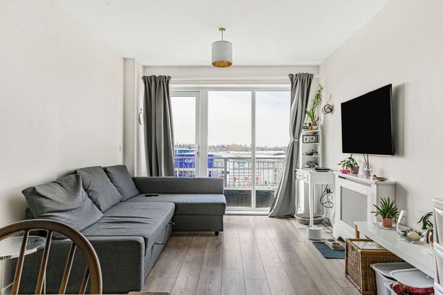 Whitestone Way, Croydon, CR0 2 bed apartment for sale