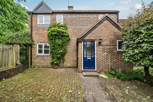 2 bed detached house