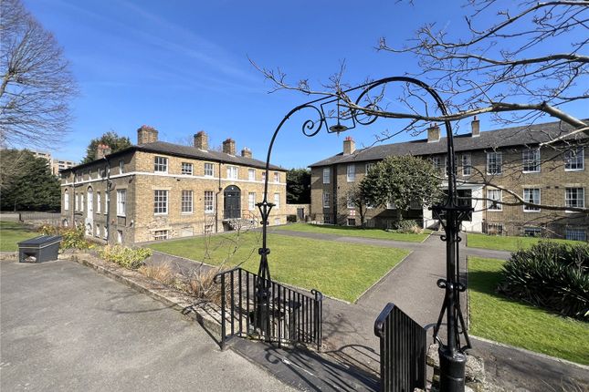 2 bed flat