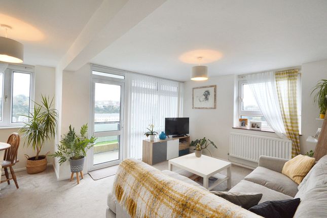 Collingwood Rise, Folkestone CT20 2 bed apartment for sale