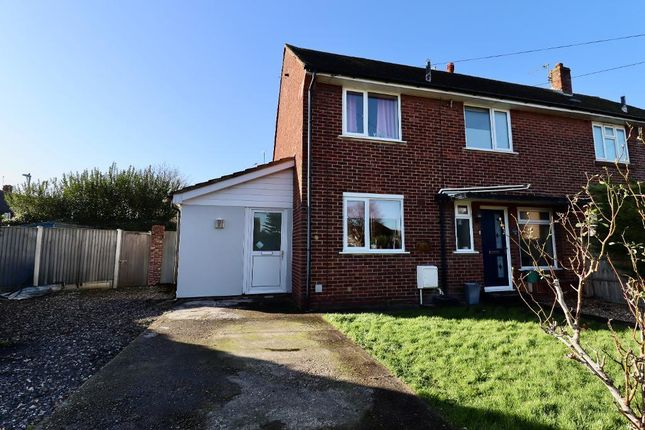 Grantham Avenue, Deal, Kent, CT14 9SG 3 bed semi