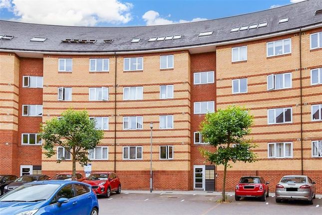 2 bed flat