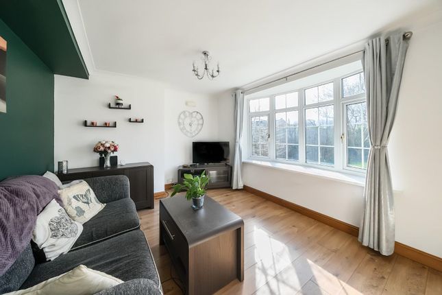 3 bed semi-detached house