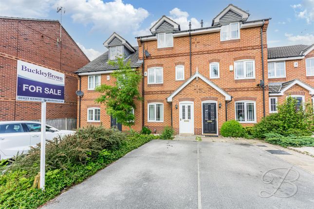 3 bedroom town house for sale