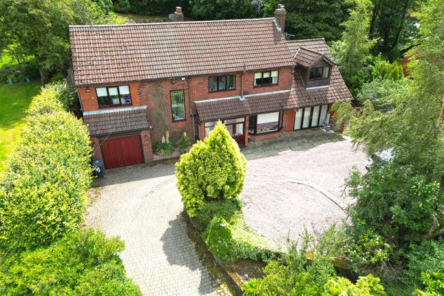 6 bedroom detached house for sale