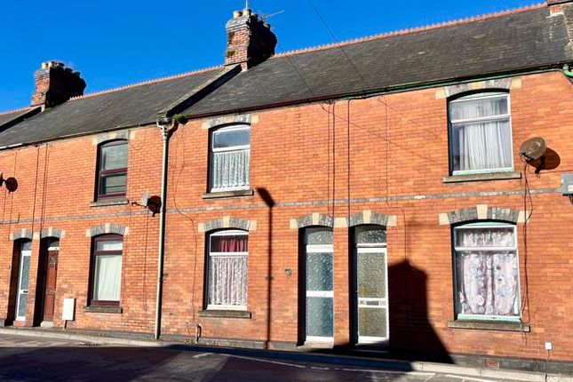 Silver Street, Chard, Somerset TA20 3 bed terraced house for sale