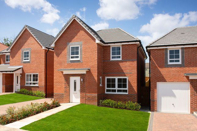 4 bed detached house