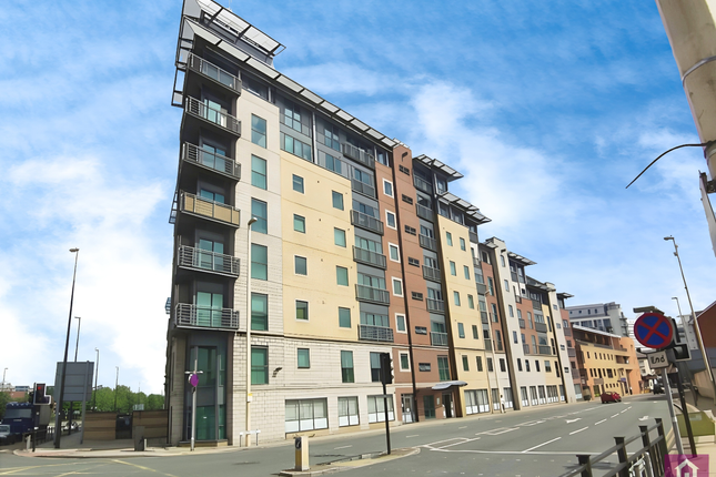 City Point 2, 156 Chapel Street... 2 bed flat for sale