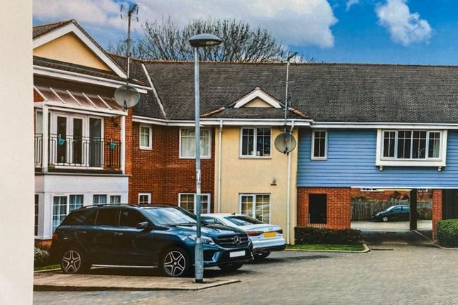 2 bed flat