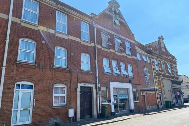 Pickford Street, Aldershot GU11 2 bed apartment for sale