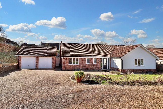 Woodland Valley, Great Bricett, IP7 3 bed detached bungalow for sale