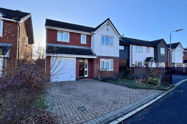4 bed detached house