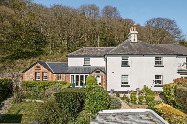 3 bed semi-detached house