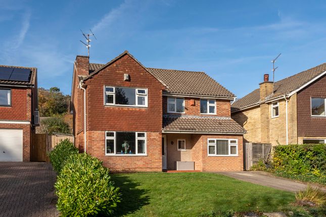 4 bed detached house