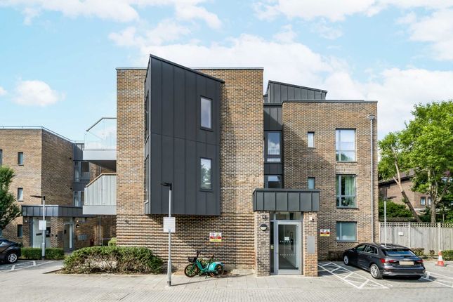 Brondesbury Park, London NW6 1 bed flat for sale