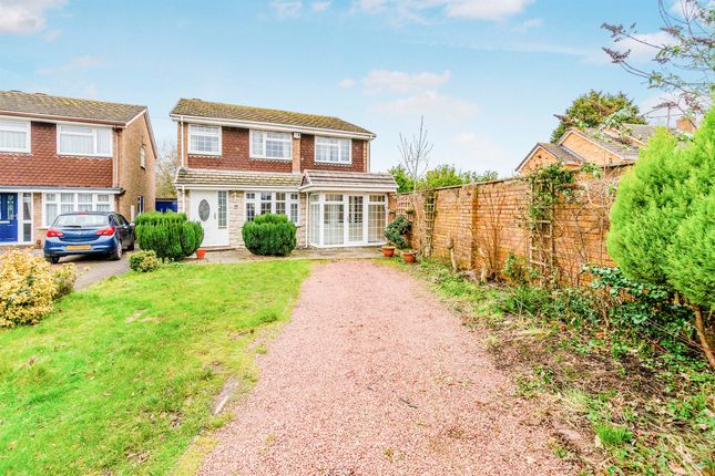4 bed detached house