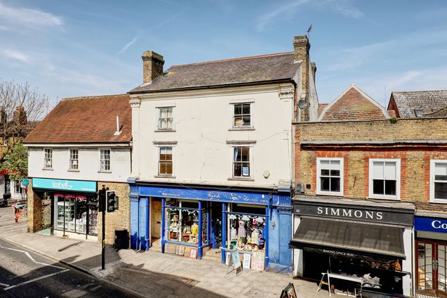 High Street, Ware, SG12 2 bed apartment for sale