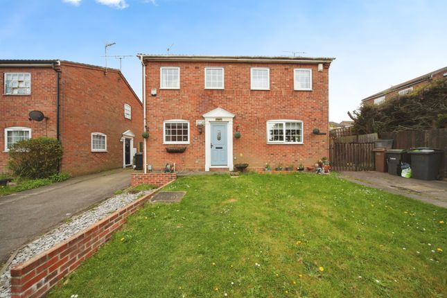 2 bedroom semi-detached house for sale