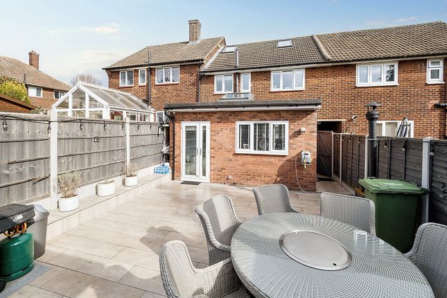 Leamington Road, Romford, RM3 3 bed terraced house for sale
