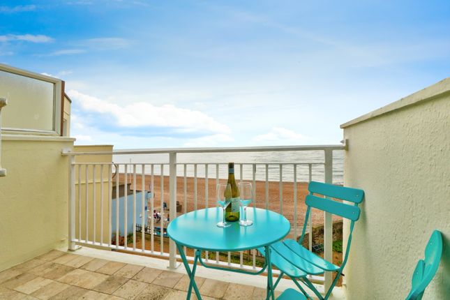 2 bed flat