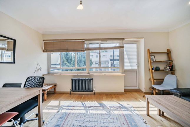 Marryat House, Pimlico, London, SW1V 3 bed maisonette for sale