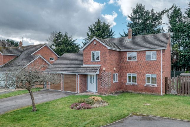 Eastbank Drive, Worcester, WR3 4 bed detached house for sale