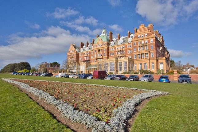 The Leas, The Metropole The Leas, CT20 2 bed flat for sale