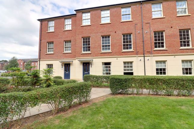 St. Georges Parkway, Stafford ST16 2 bed apartment for sale