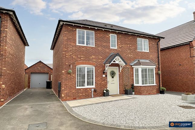 4 bed detached house