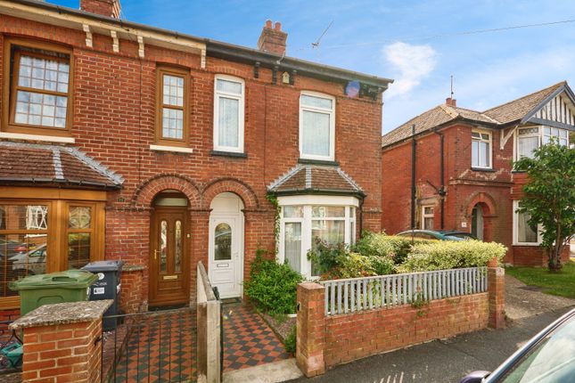 3 bed end terrace house